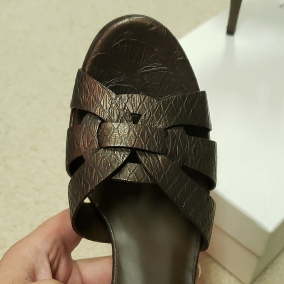 YSL Yves Saint Laurent NIB Tribute Heels - Picture 2 of 8